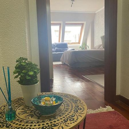 Estudio Plaza Eliptica B&B Vigo Exteriör bild