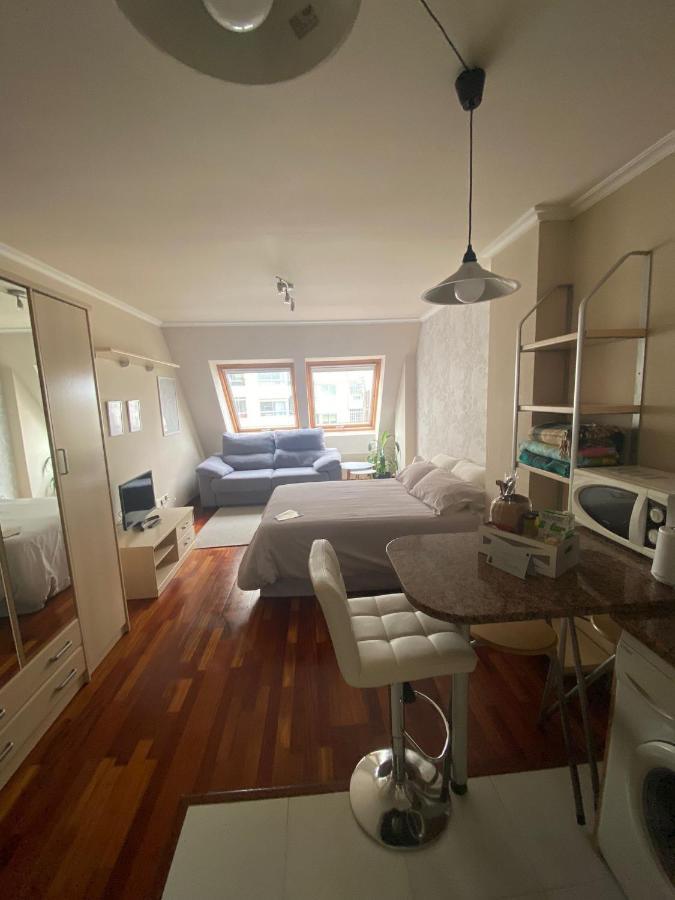 Estudio Plaza Eliptica B&B Vigo Exteriör bild